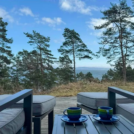 In The Front Row By The Fjord In Hurum * Holmsbu